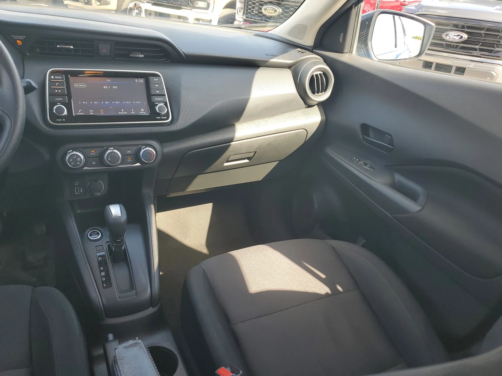 2023 Nissan Kicks S photo 16