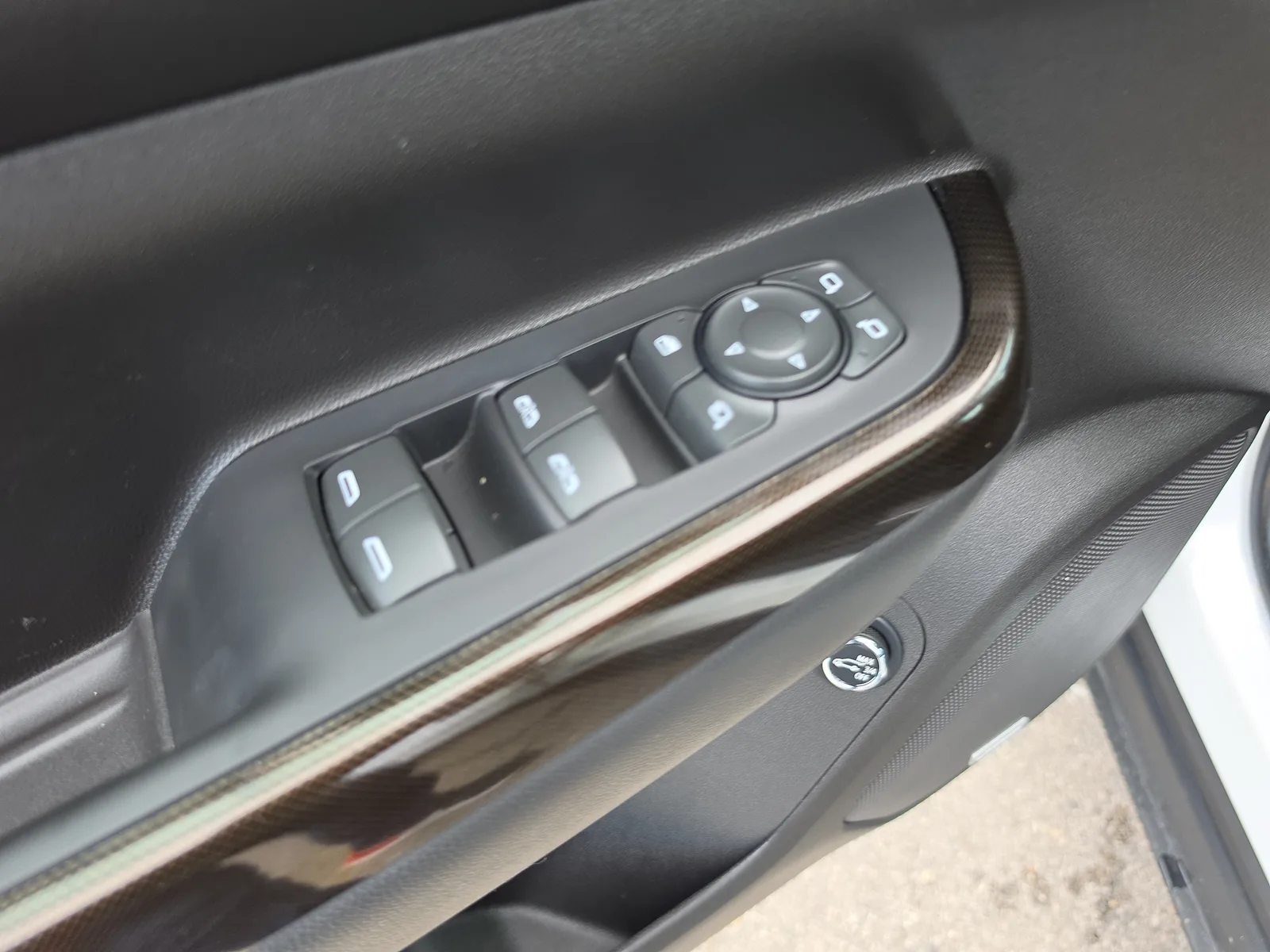 2023 GMC Acadia AT4 4WD photo 23