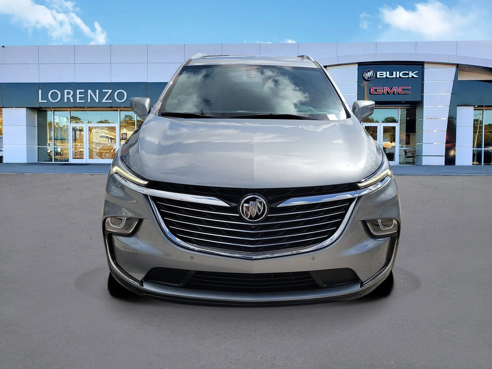 2024 Buick Enclave Premium photo 2