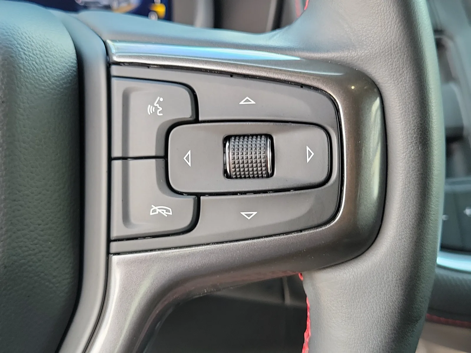 2023 Chevrolet Tahoe RST photo 31