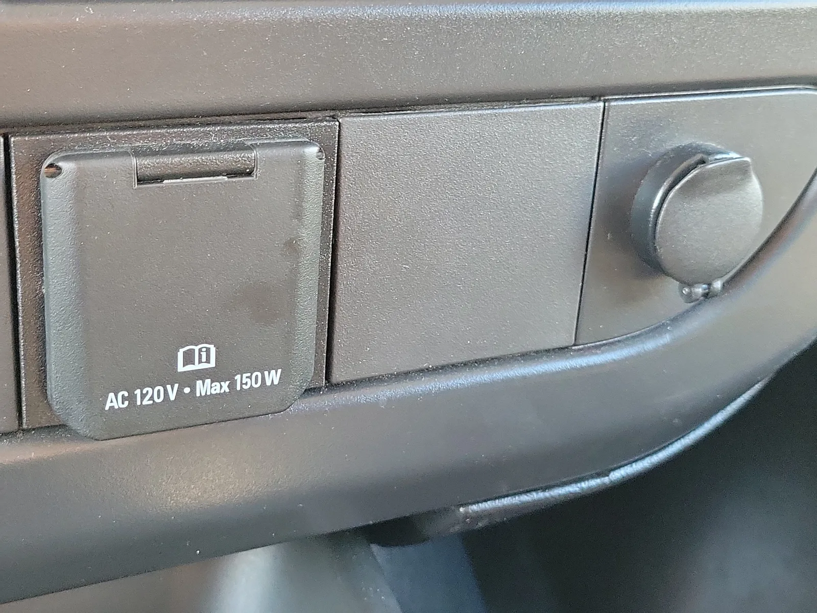 2025 Chevrolet Express Cargo Van Work Van photo 22