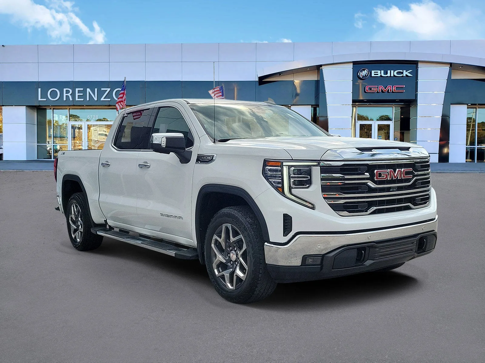 2024 GMC Sierra 1500 SLT photo 3