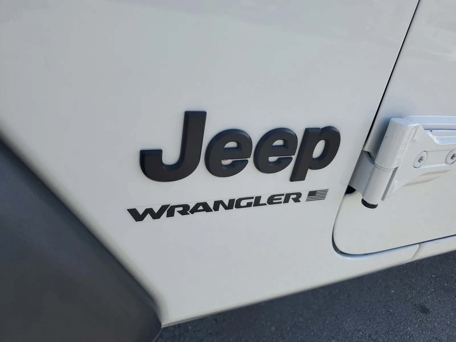 2024 Jeep Wrangler Sport S 4WD photo 31