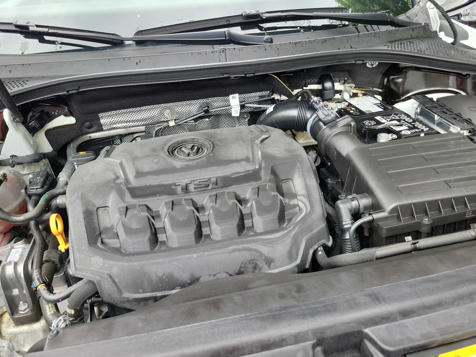 2024 Volkswagen Tiguan SE photo 28