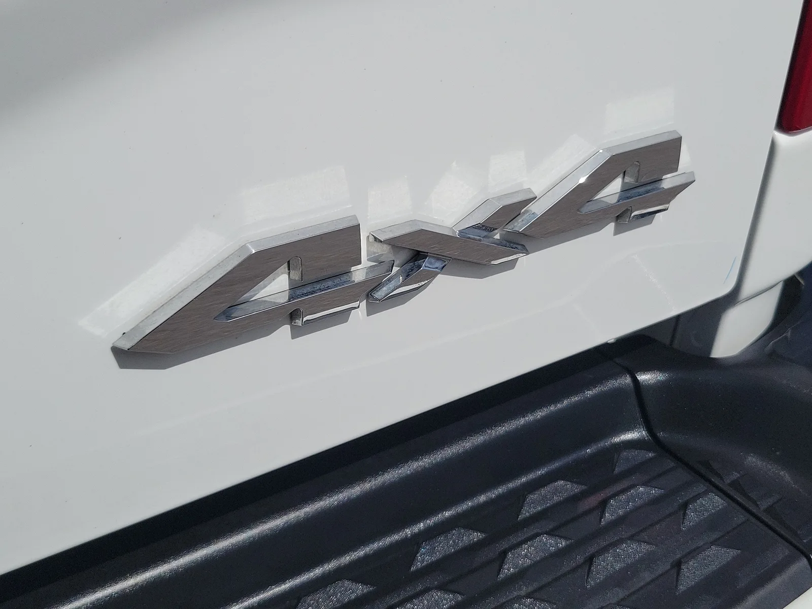 2024 RAM 2500 Laramie 4WD Diesel photo 32
