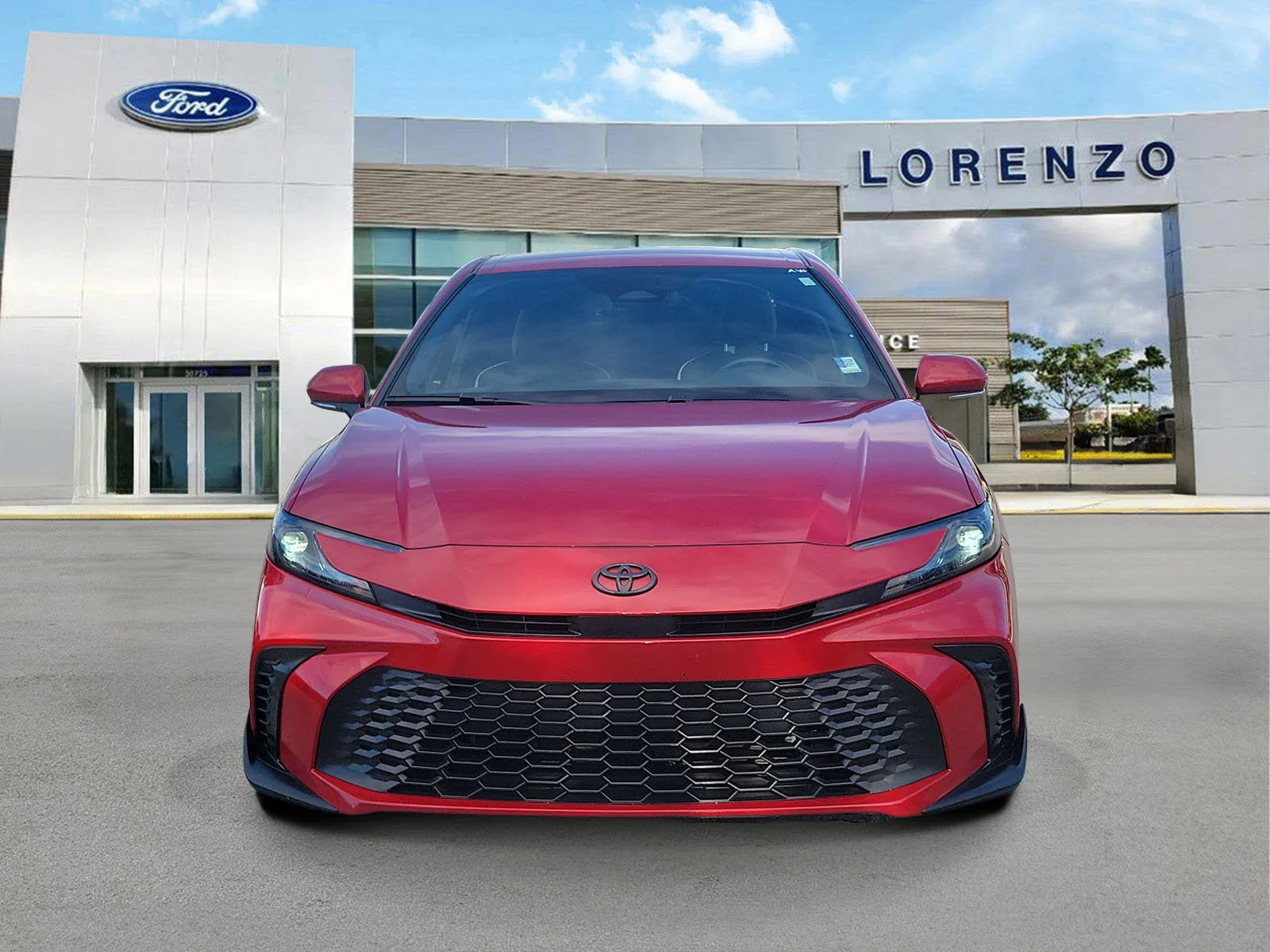 2025 Toyota Camry SE photo 2