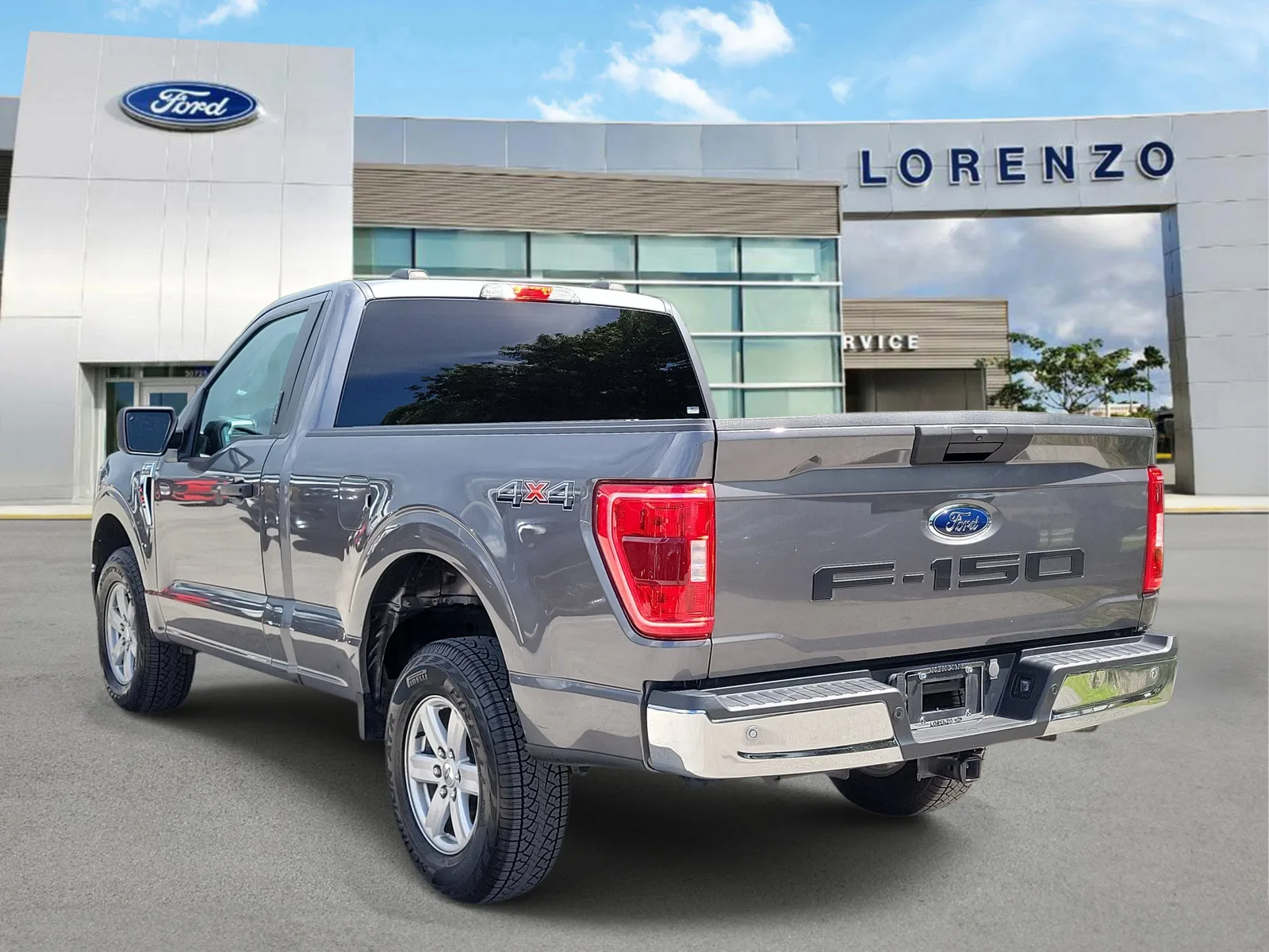 2023 Ford F-150 XLT 4WD photo 7