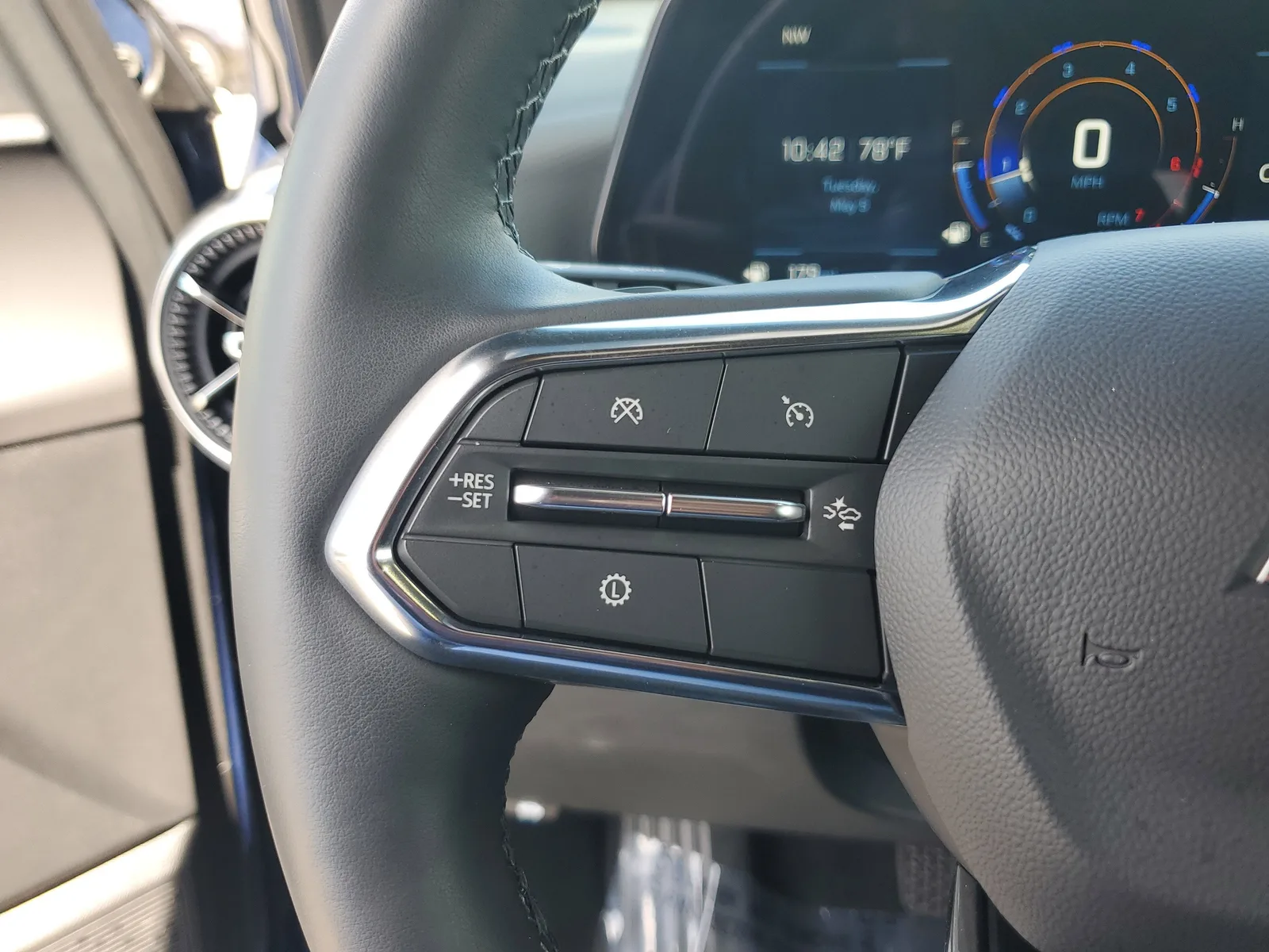 2026 Chevrolet Equinox FWD LT photo 20