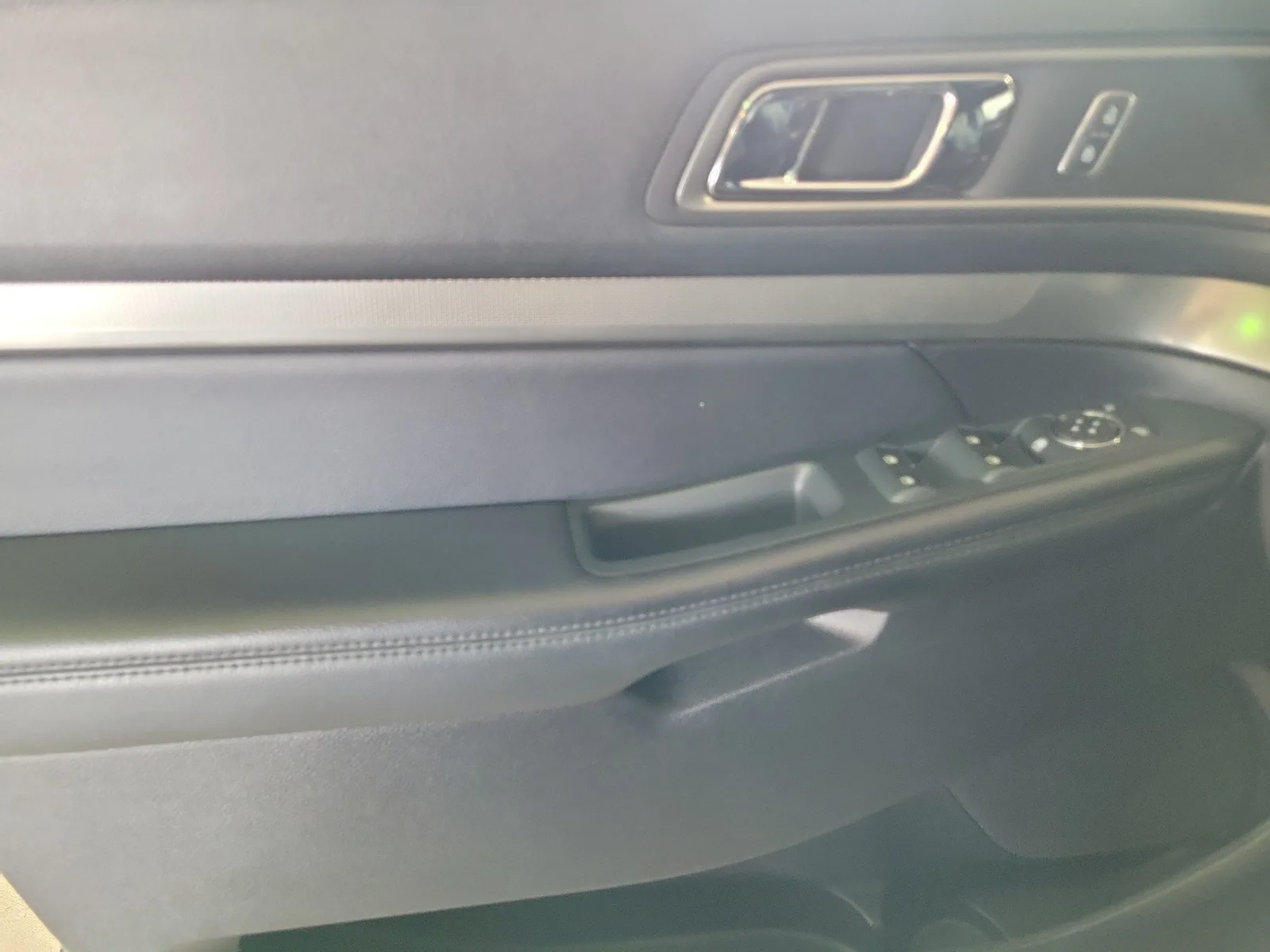2019 Ford Explorer XLT photo 27