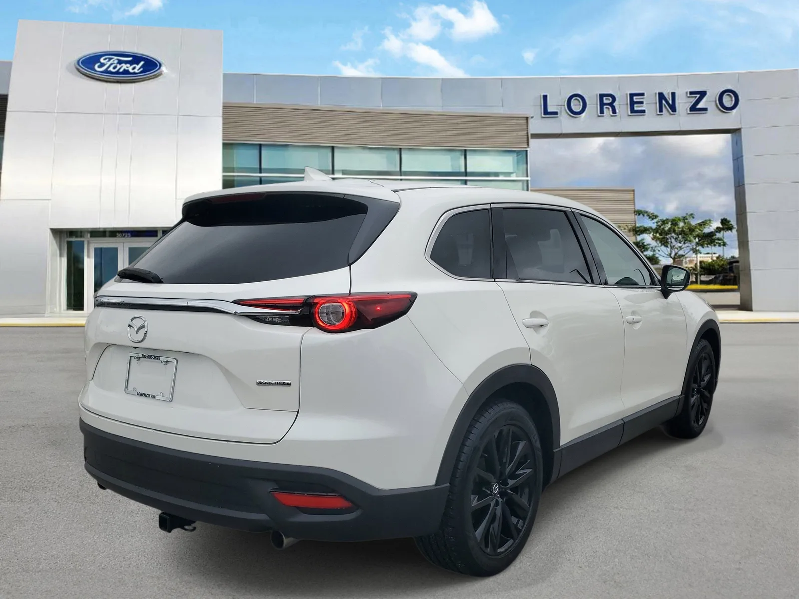 2023 Mazda CX-9 Touring Plus photo 5