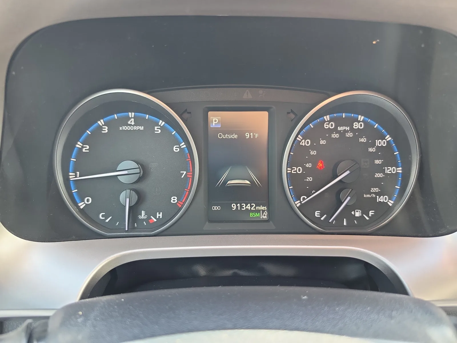 2017 Toyota RAV4 XLE photo 28