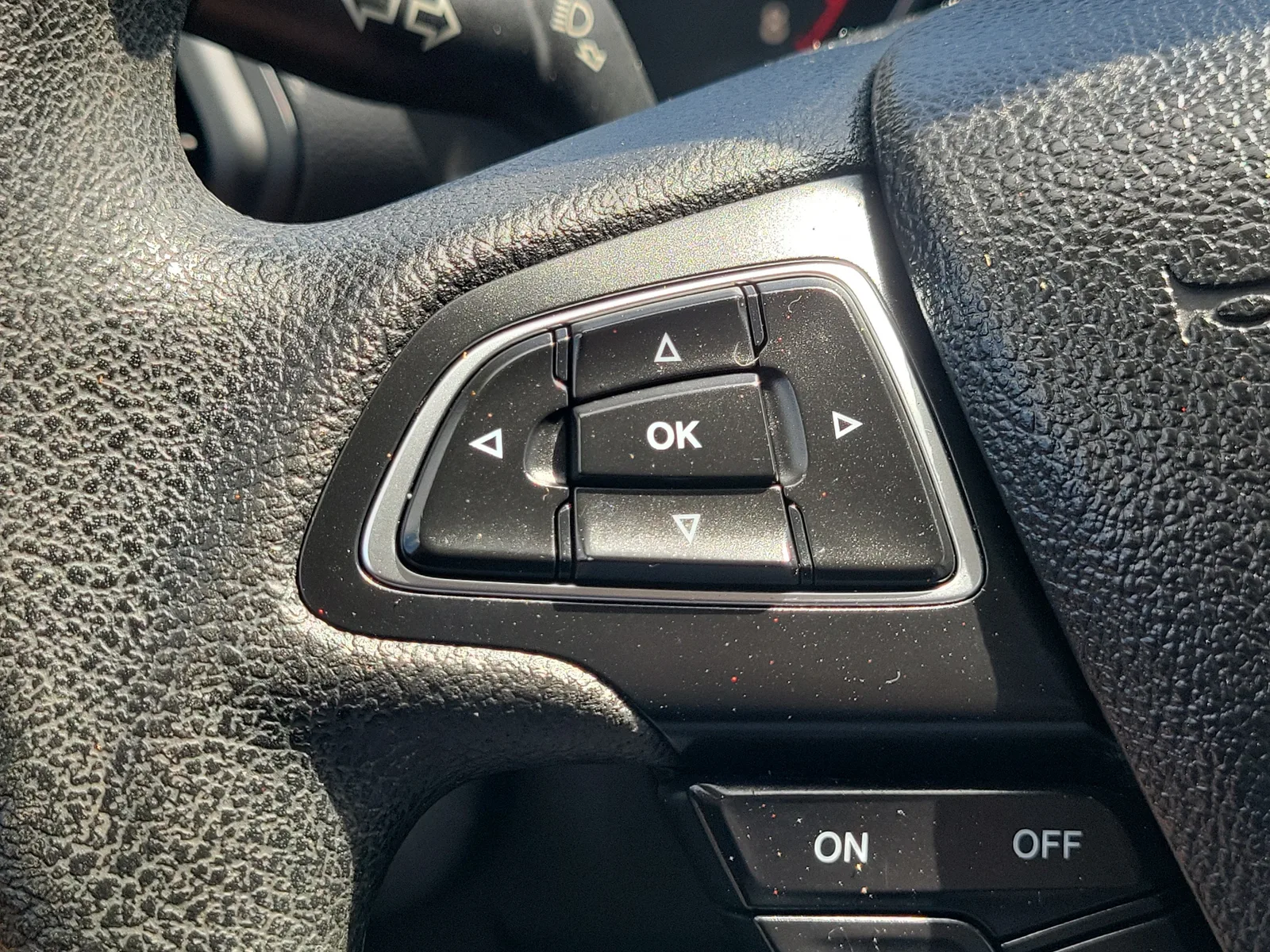 2019 Ford Escape SE photo 24
