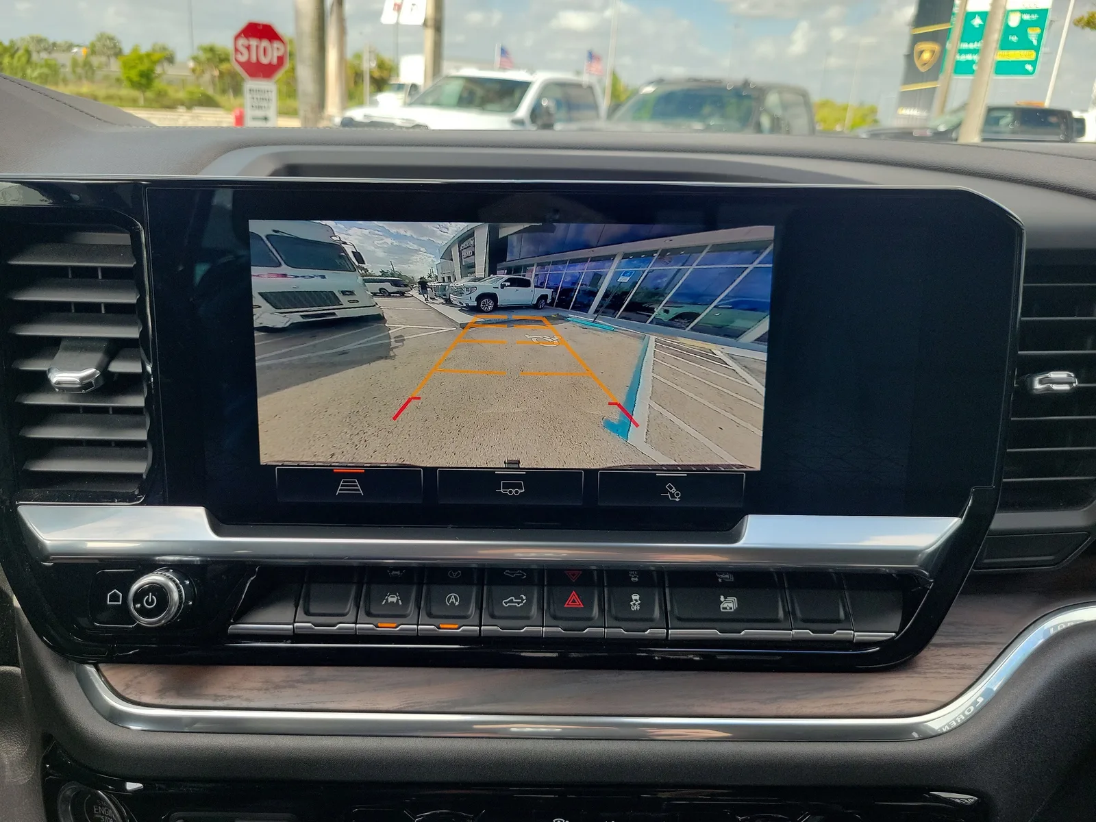 2023 GMC Sierra 1500 SLT photo 11