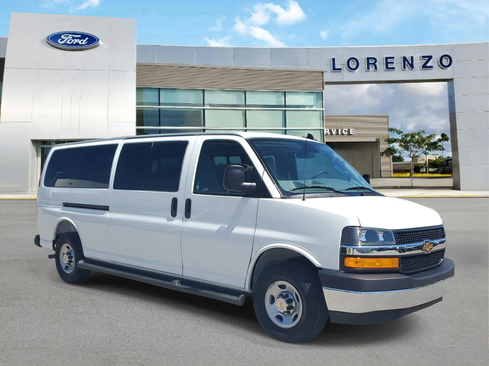 2025 Chevrolet Express Passenger LT photo 3