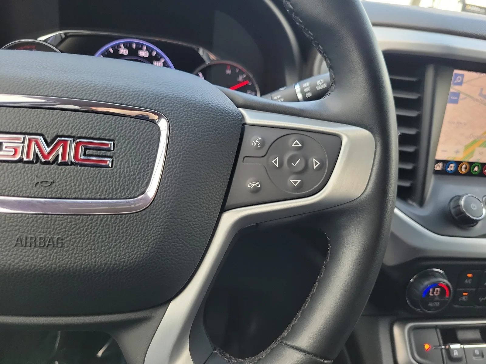 2023 GMC Acadia SLT photo 23