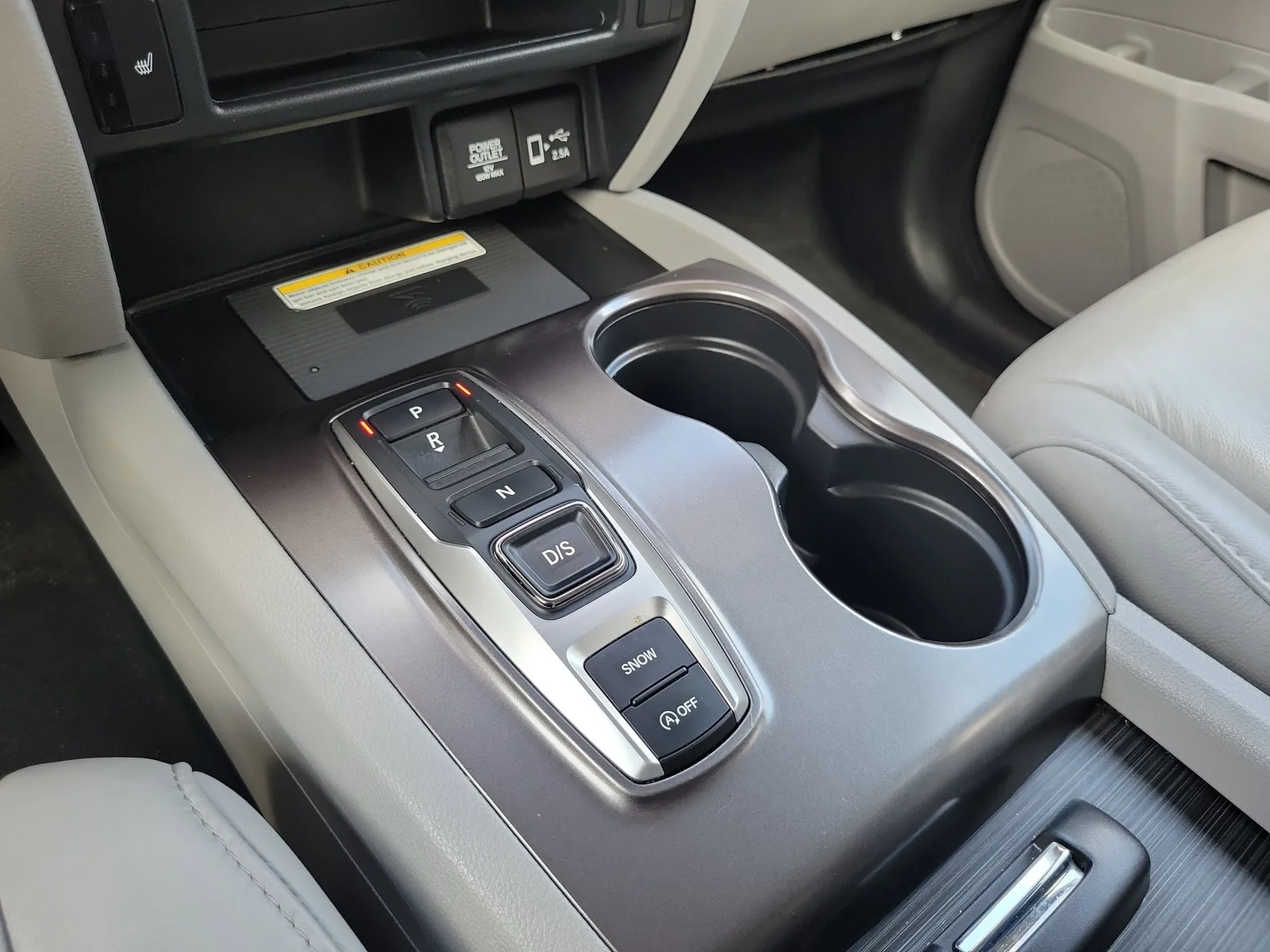 2021 Honda Pilot Special Edition photo 24