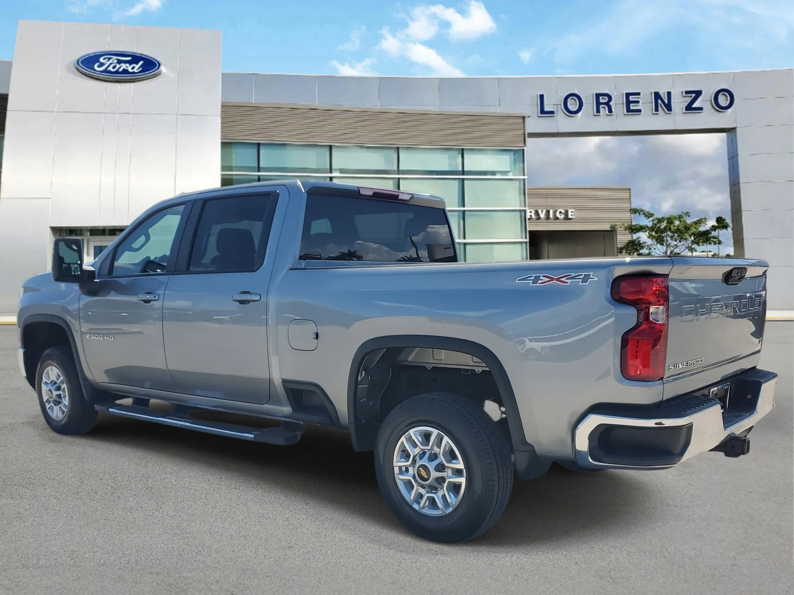 2024 Chevrolet Silverado 2500HD LT photo 7