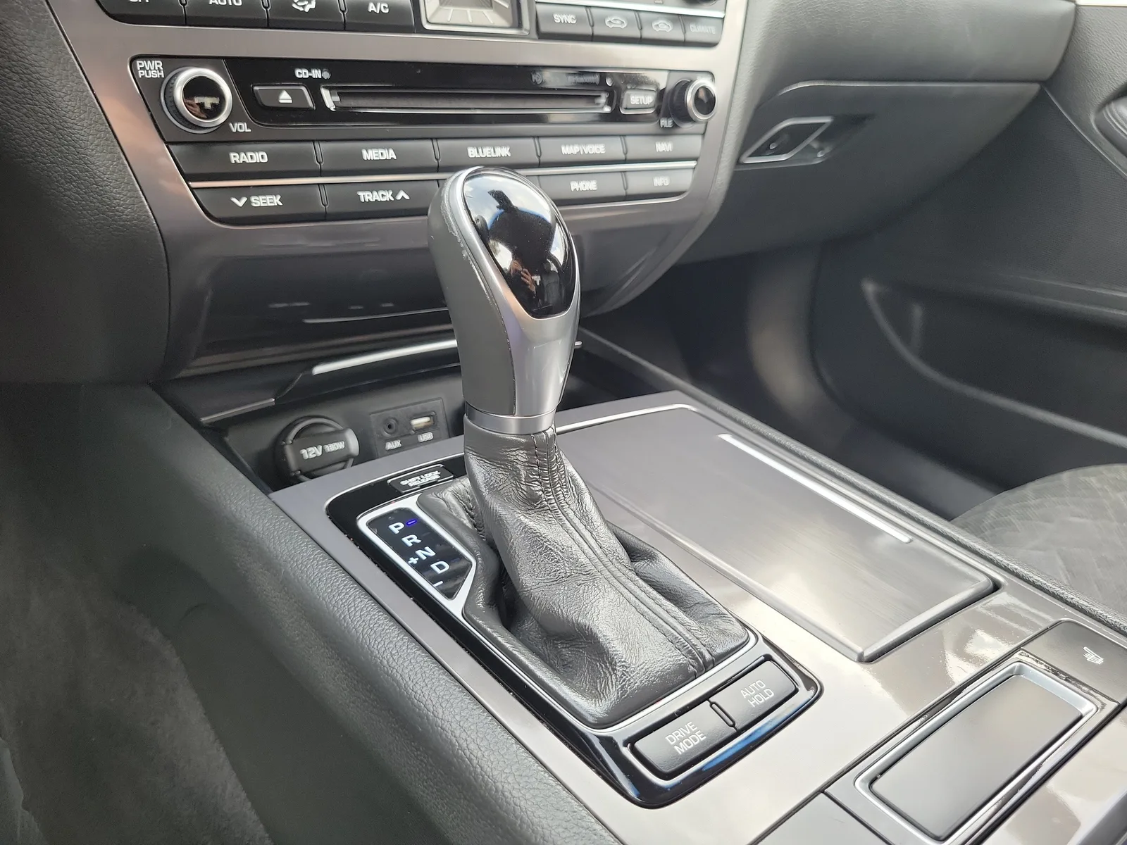 2017 Genesis G80 3.8L photo 22
