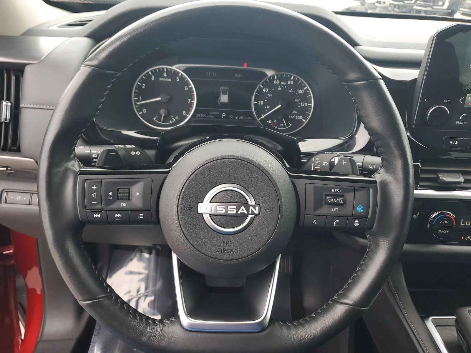 2024 Nissan Pathfinder SL photo 21