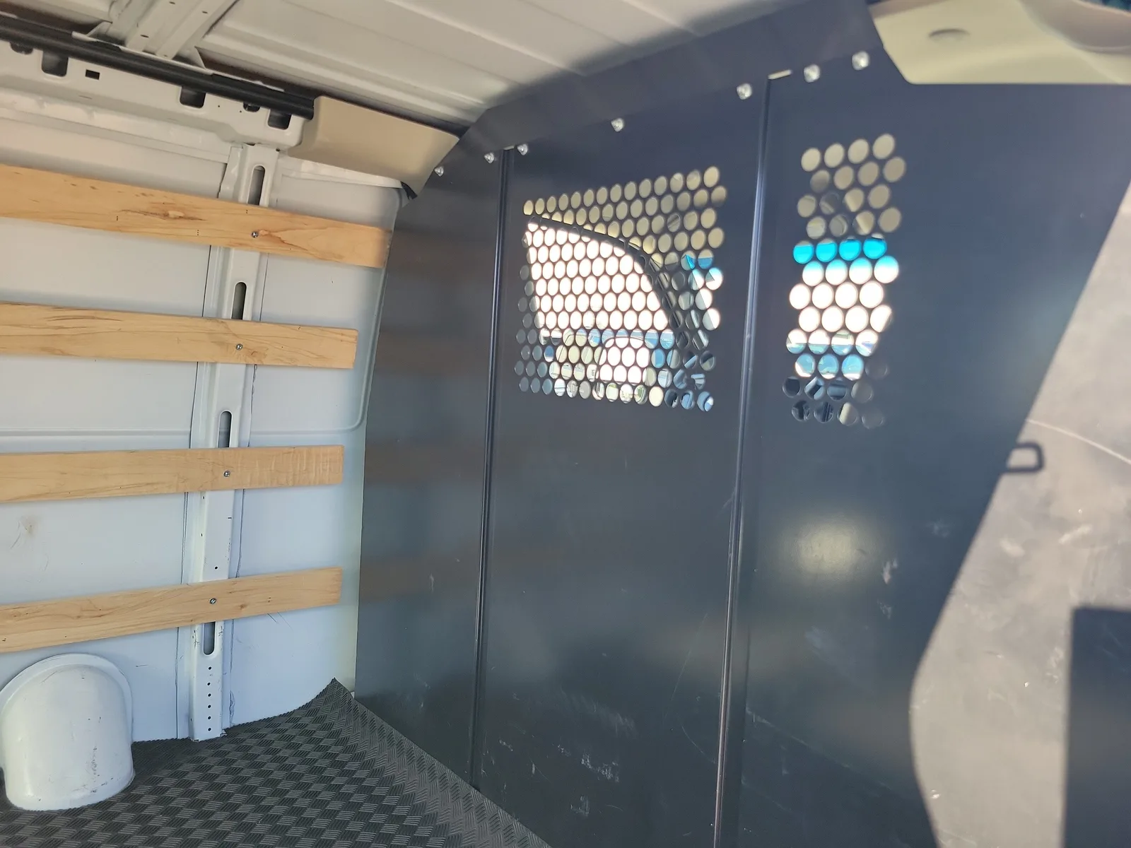 2025 Chevrolet Express Cargo Van Work Van photo 11