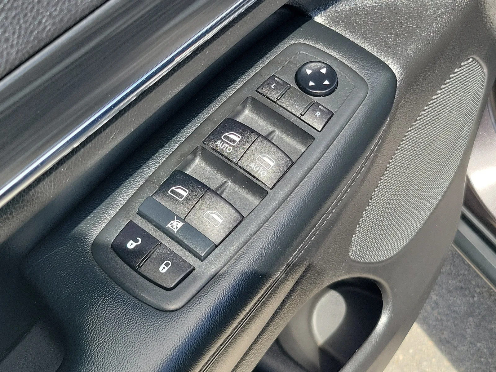 2021 Jeep Grand Cherokee Limited photo 27