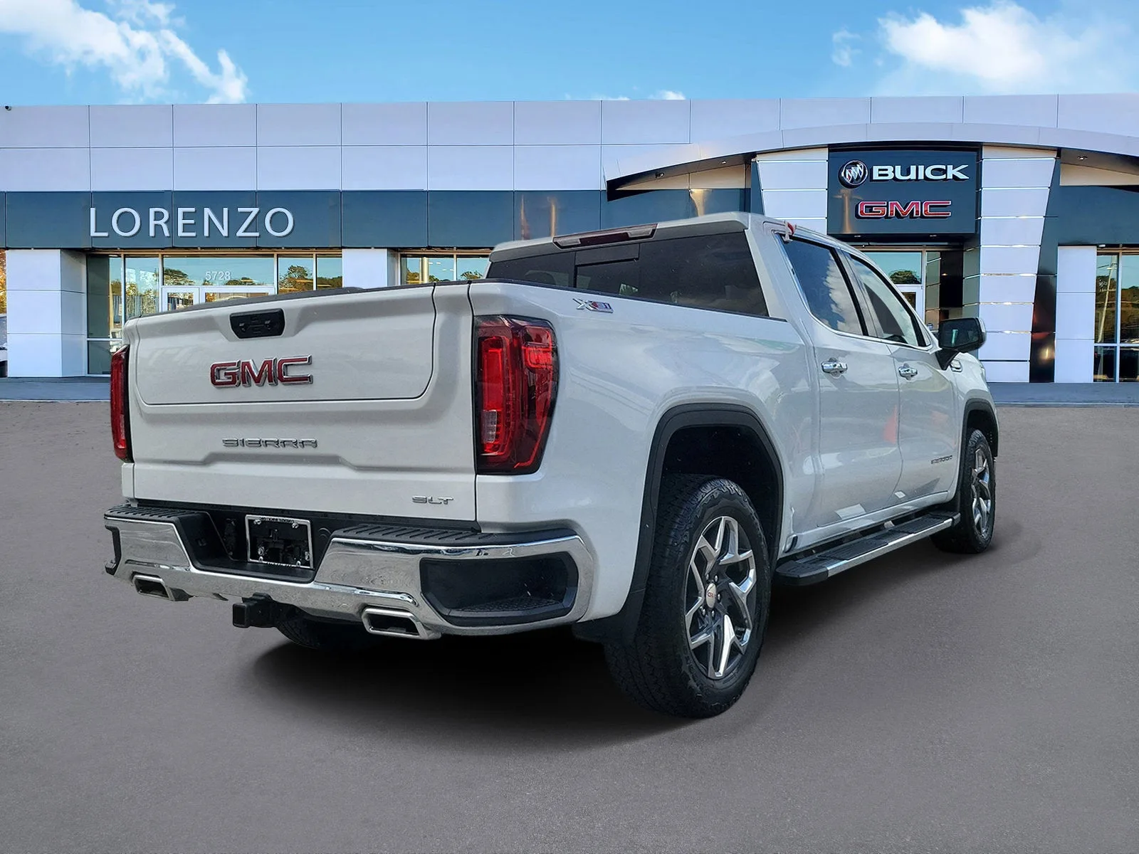 2023 GMC Sierra 1500 SLT photo 5