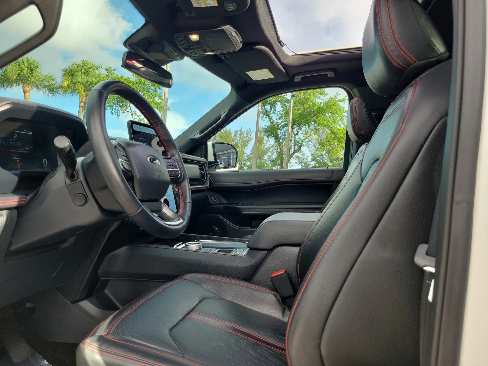 2023 Ford Expedition Max Limited photo 12