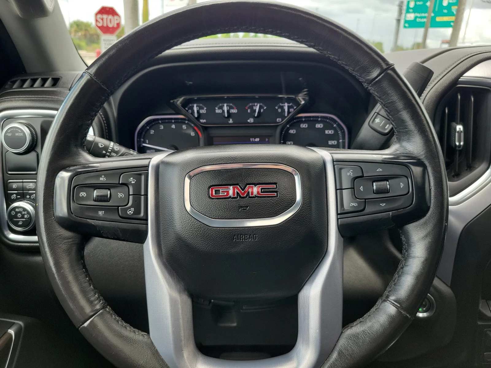 2020 GMC Sierra 1500 SLT photo 19