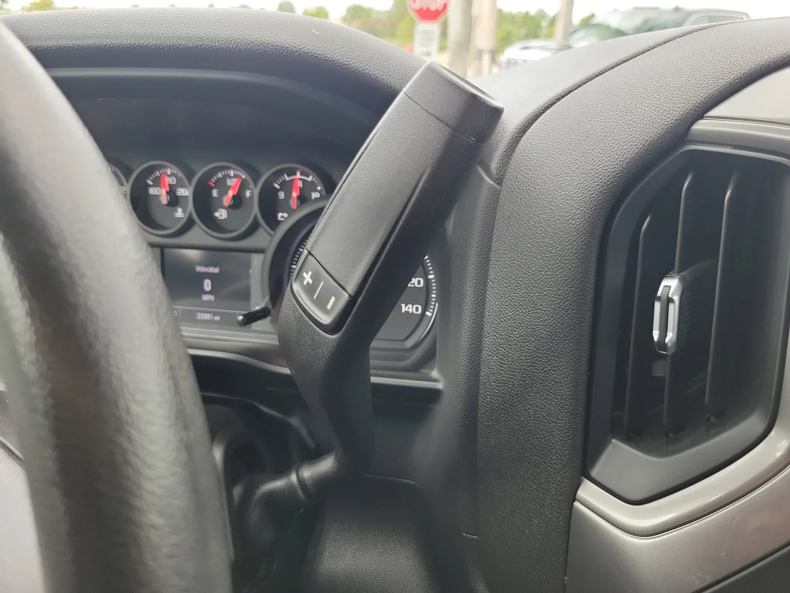 2024 Chevrolet Silverado 1500 Custom photo 19