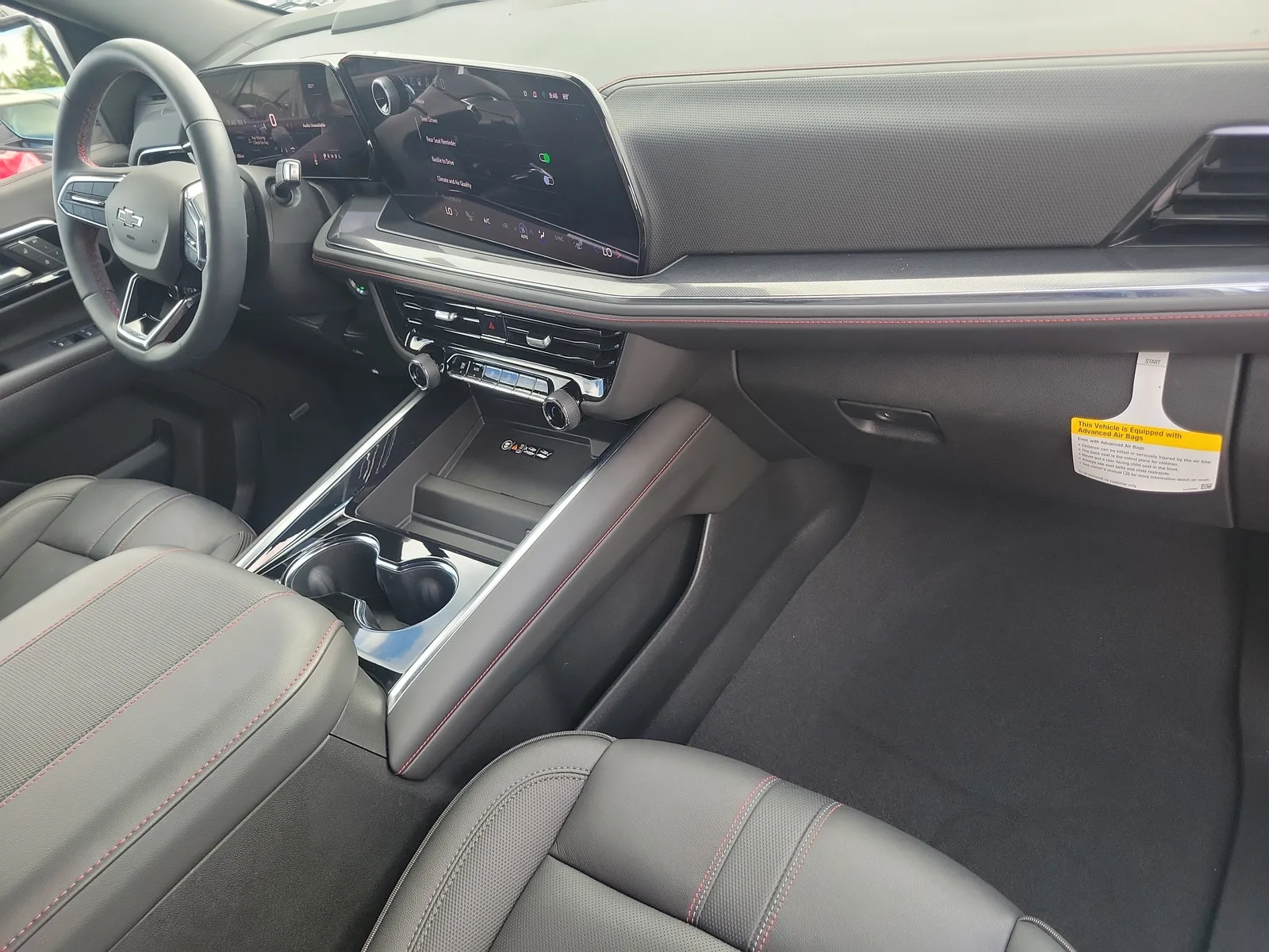 2025 Chevrolet Suburban RST Diesel photo 20