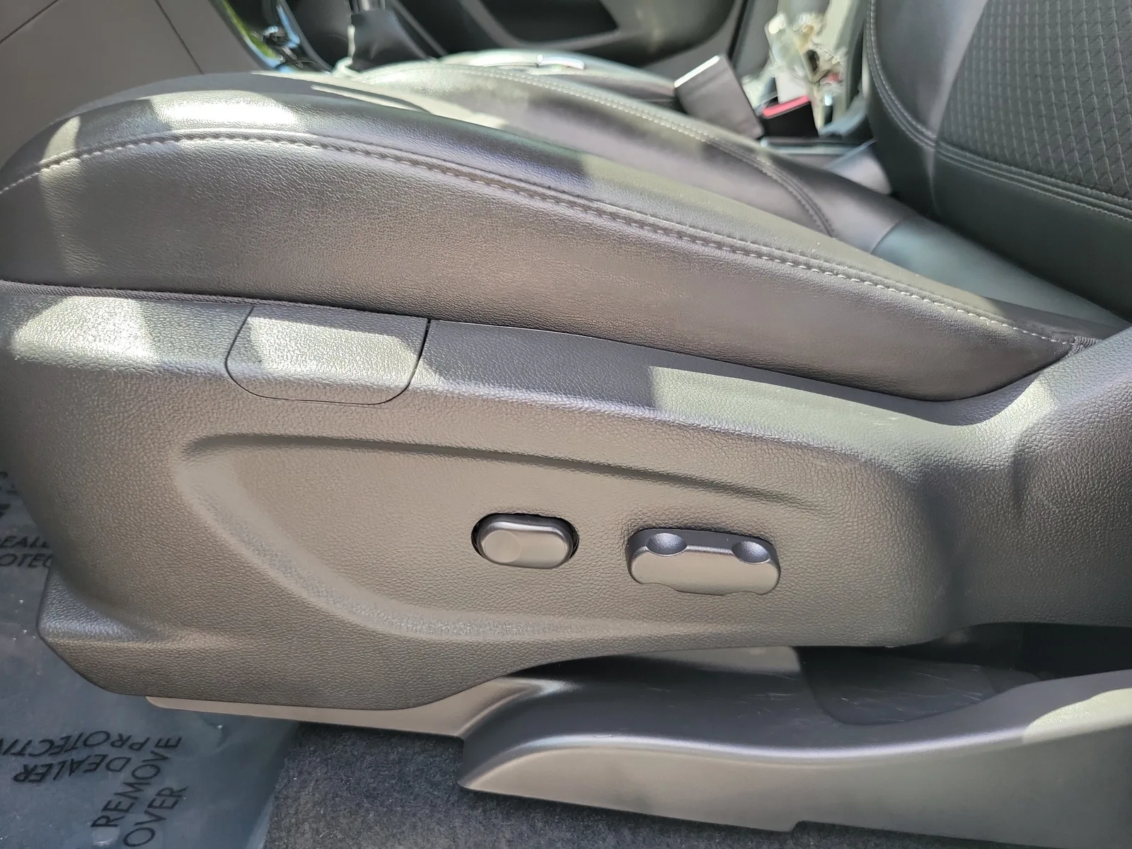 2019 Buick Encore Preferred photo 12