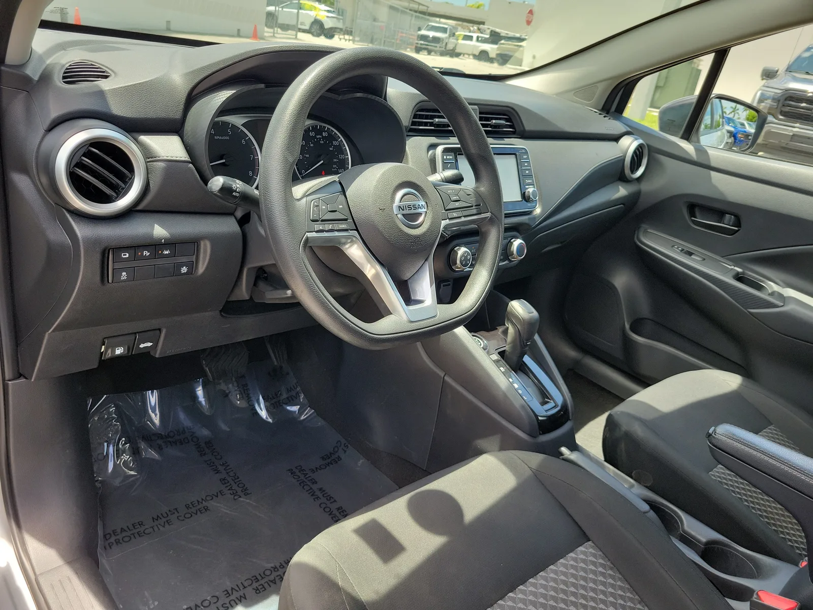 2021 Nissan Versa S photo 8
