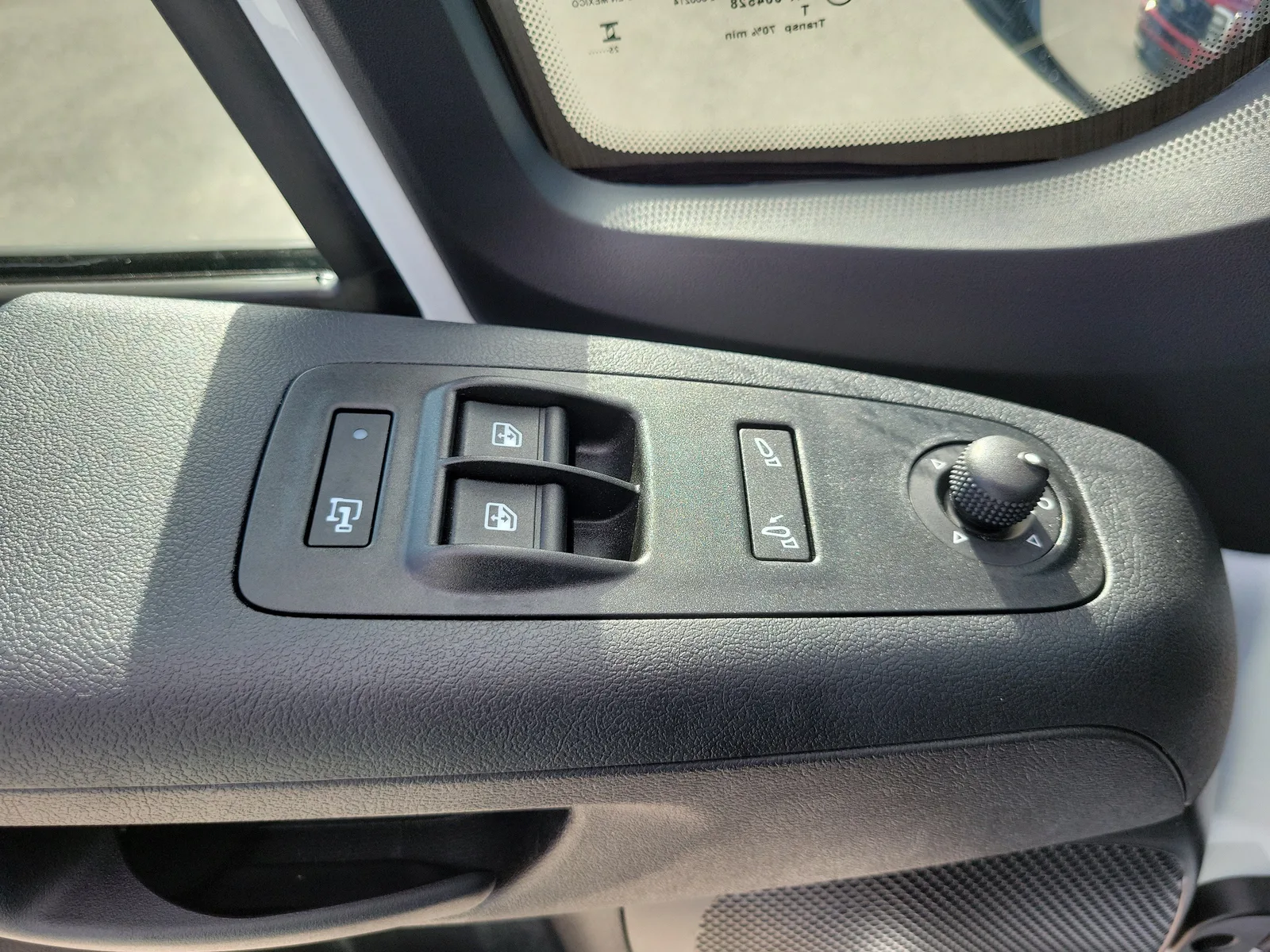 2026 RAM ProMaster Cargo Van Tradesman photo 27