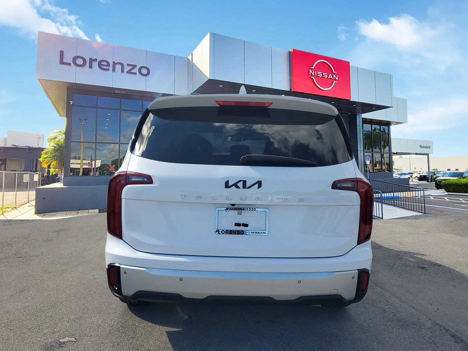 2024 Kia Telluride LX photo 6