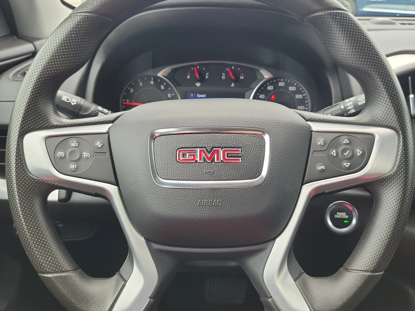 2024 GMC Terrain SLE photo 18
