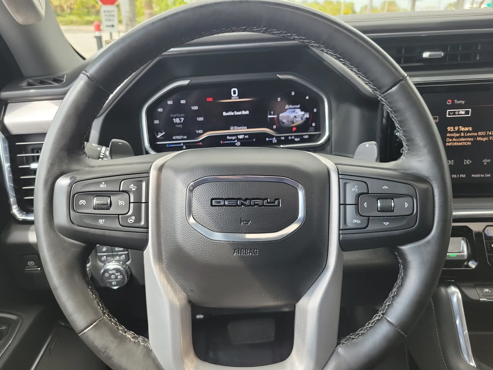 2023 GMC Sierra 1500 Denali photo 19