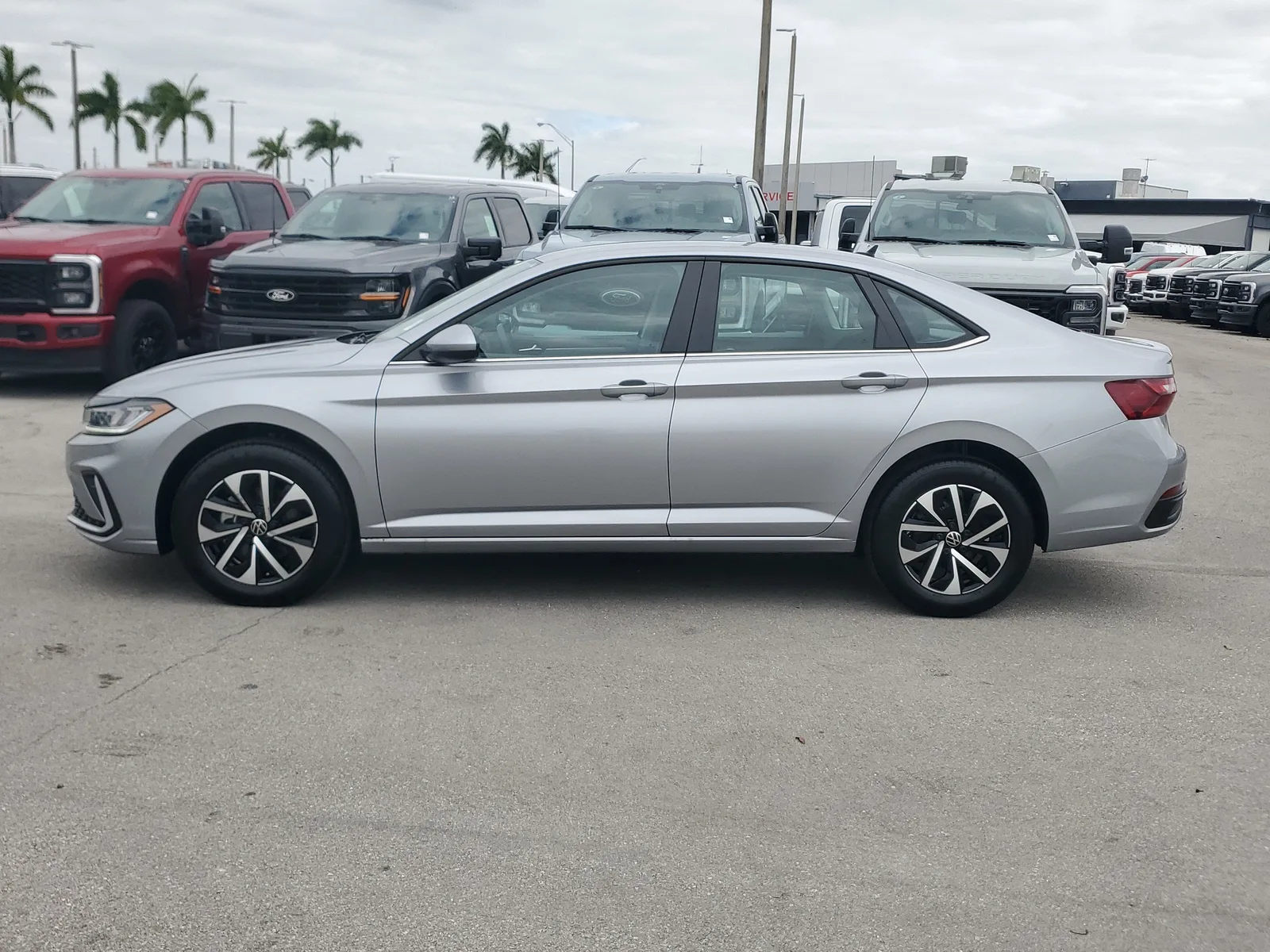 2025 Volkswagen Jetta S photo 8