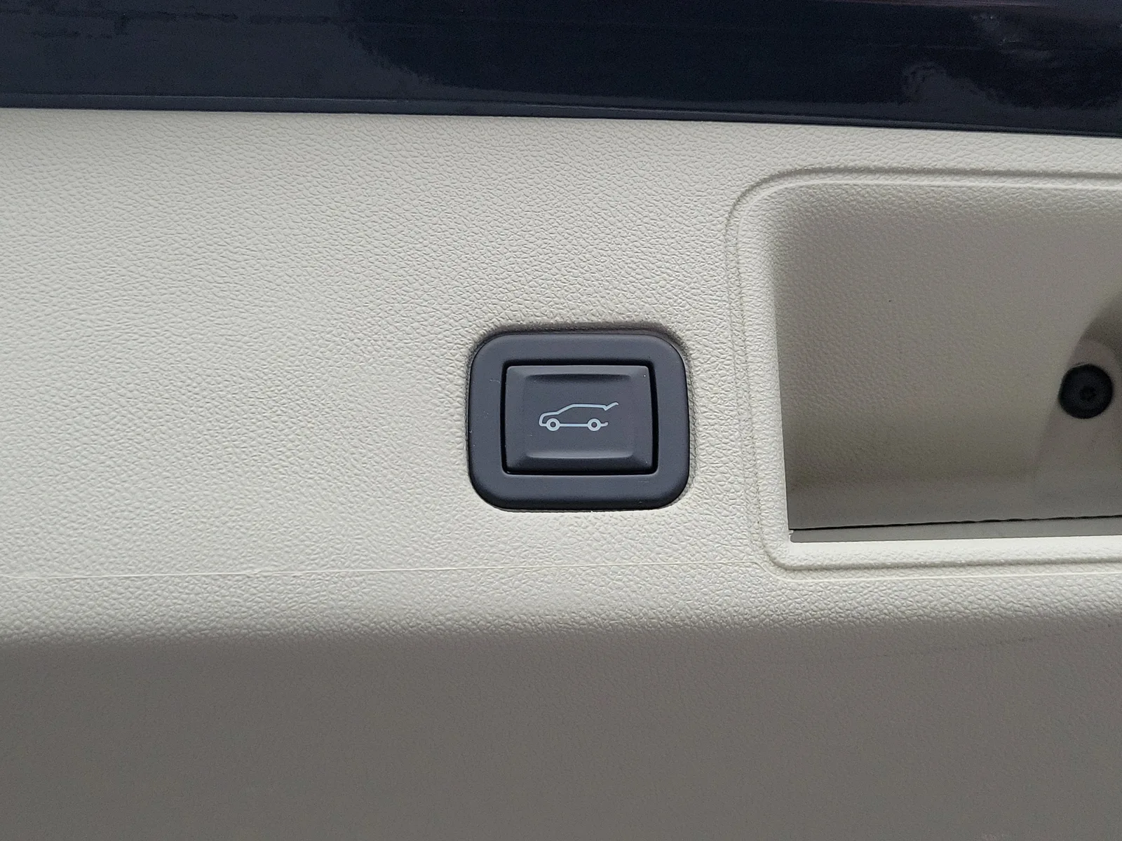 2023 GMC Terrain Denali 4WD photo 15
