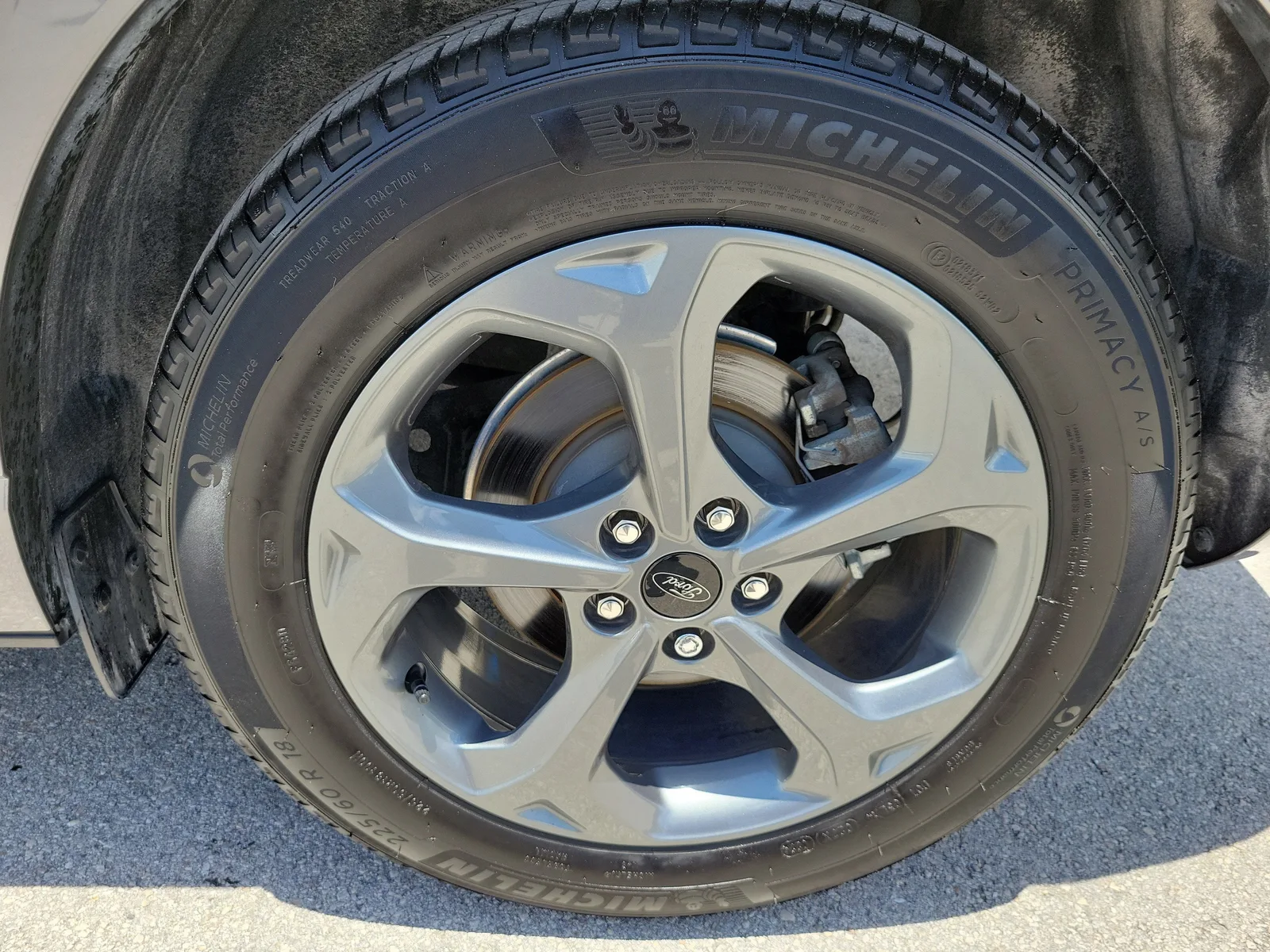 2024 Ford Escape ST-Line photo 28