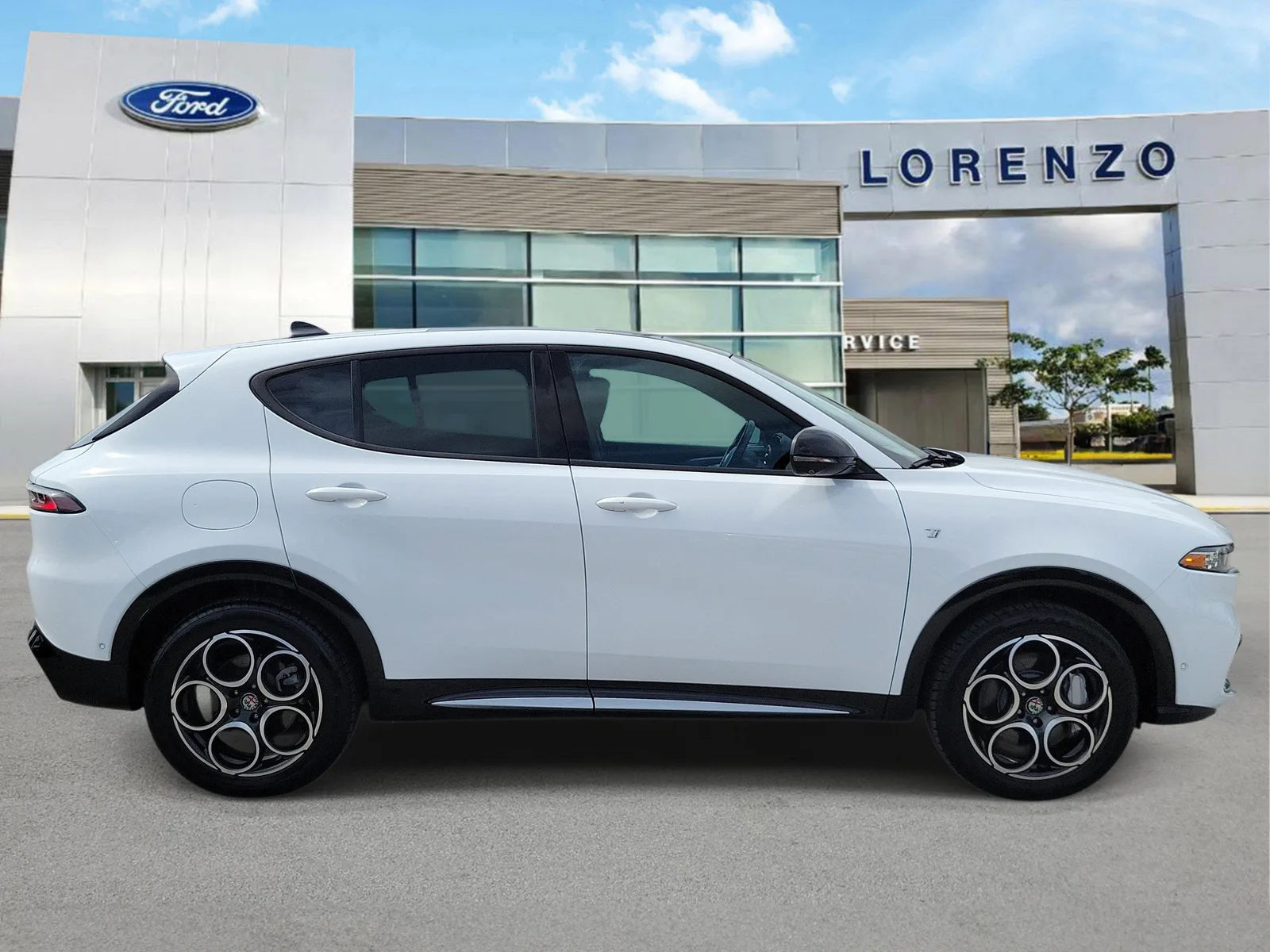 2024 Alfa Romeo Tonale Ti photo 4