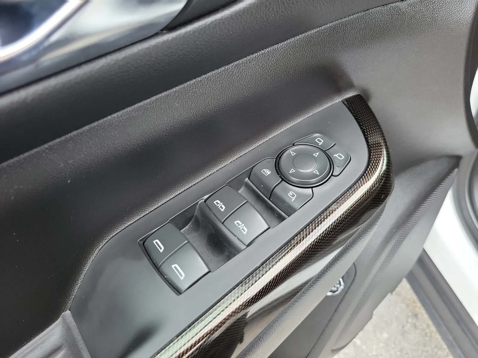 2023 GMC Acadia AT4 photo 21