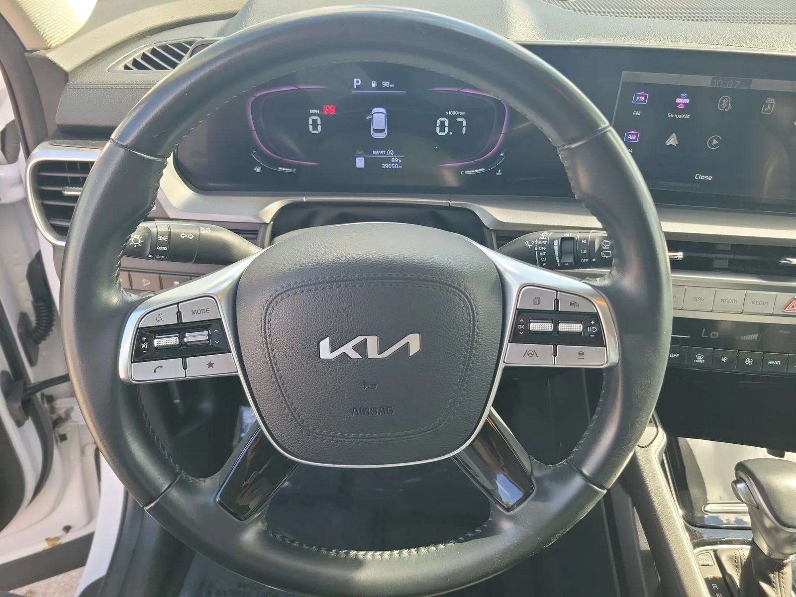 2024 Kia Telluride S photo 19