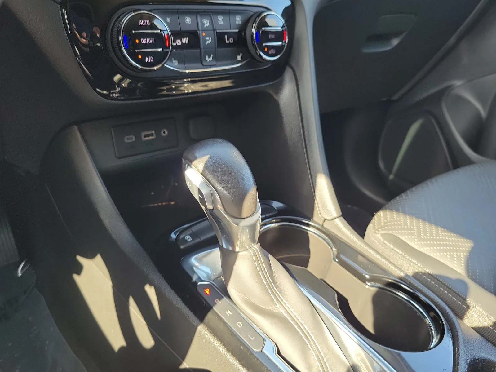 2023 Buick Encore GX Essence photo 28