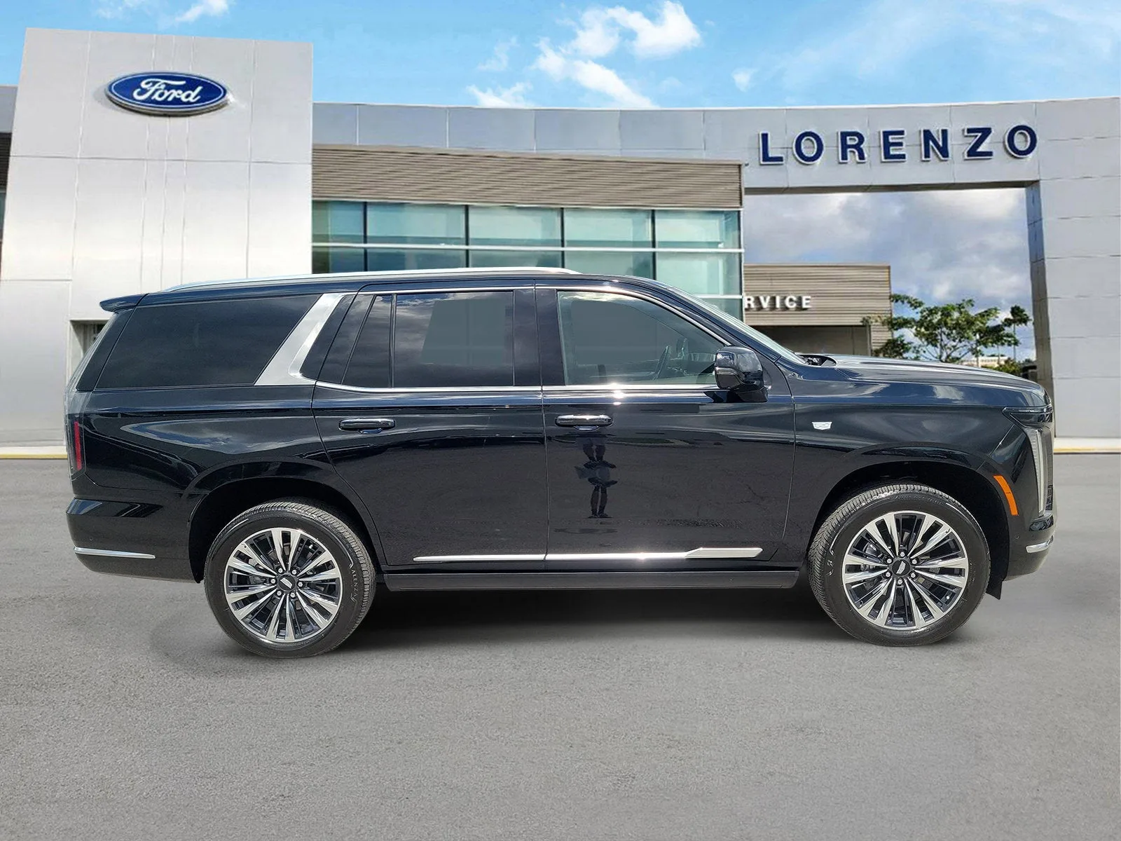 2025 Cadillac Escalade 4WD Premium Luxury photo 4