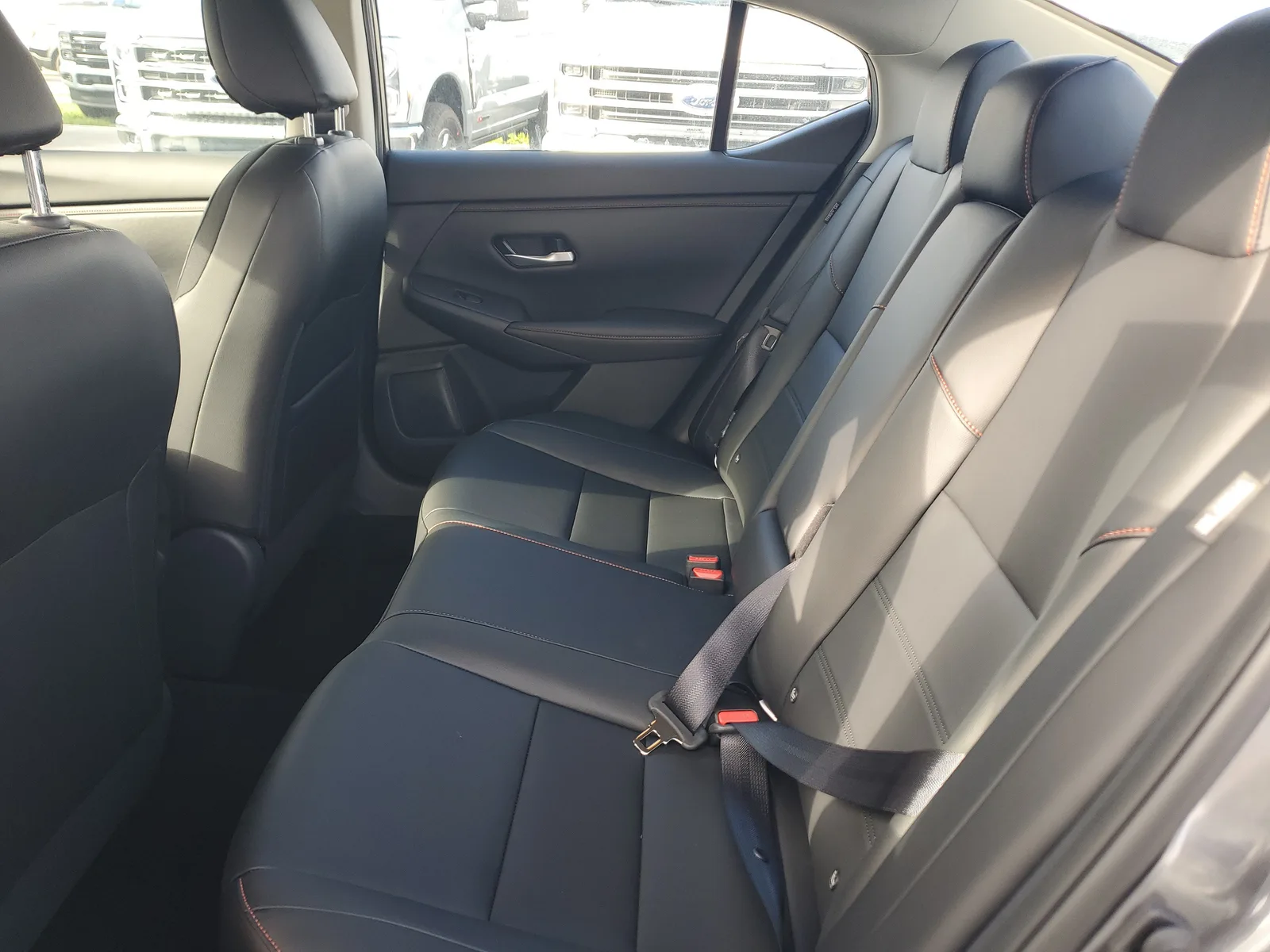 2025 Nissan Sentra SR photo 18