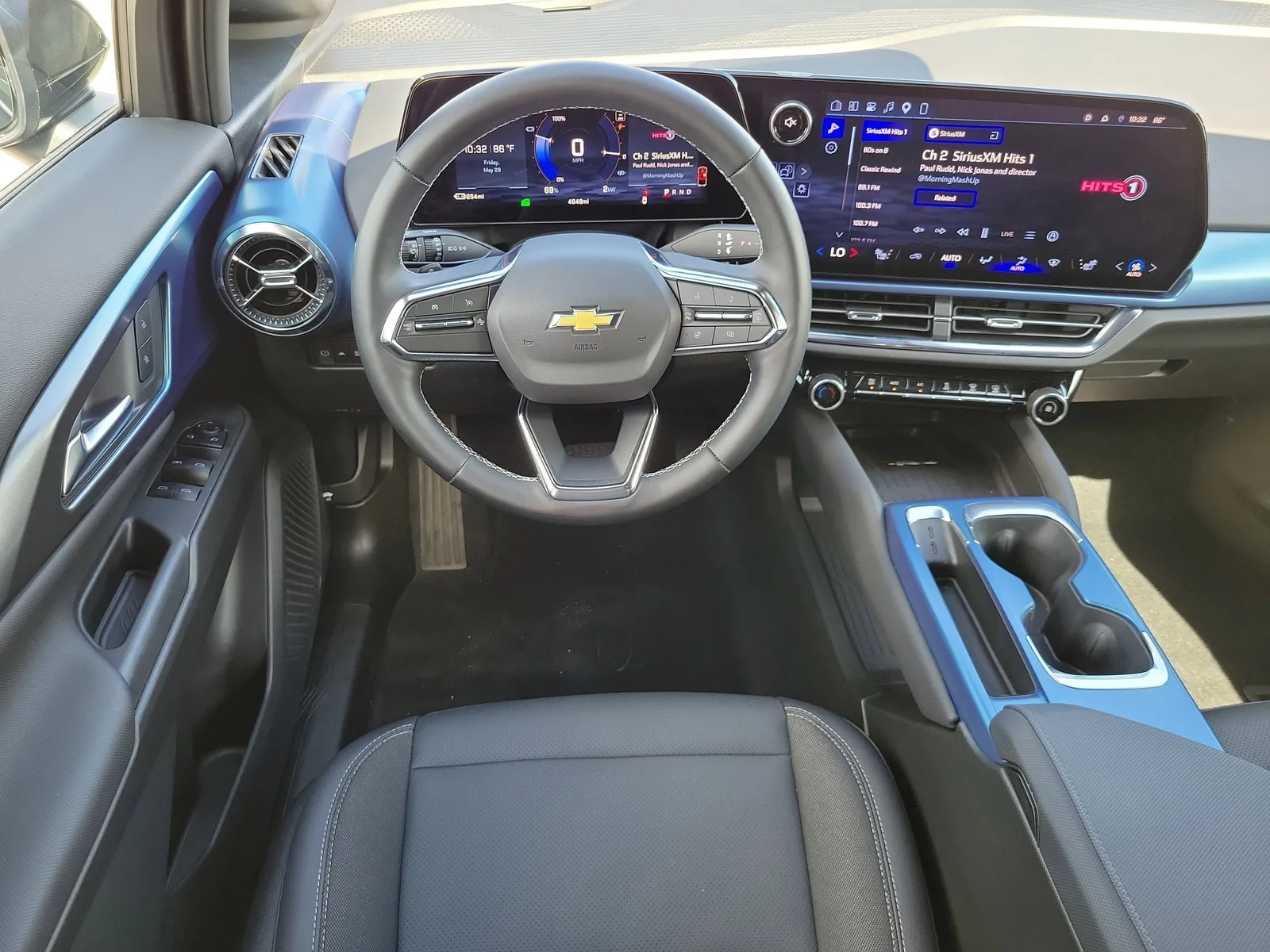 2026 Chevrolet Equinox EV LT2 w/PDE photo 23