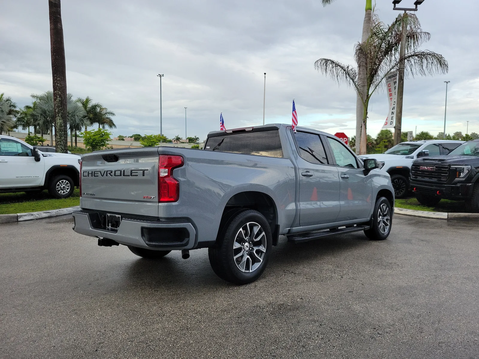 2024 Chevrolet Silverado 1500 RST photo 5
