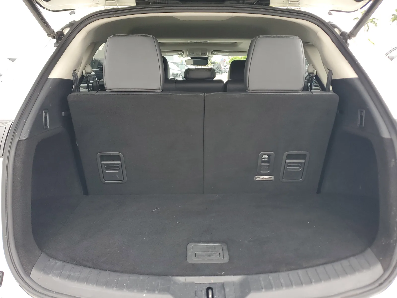 2023 Mazda CX-9 Touring Plus photo 11