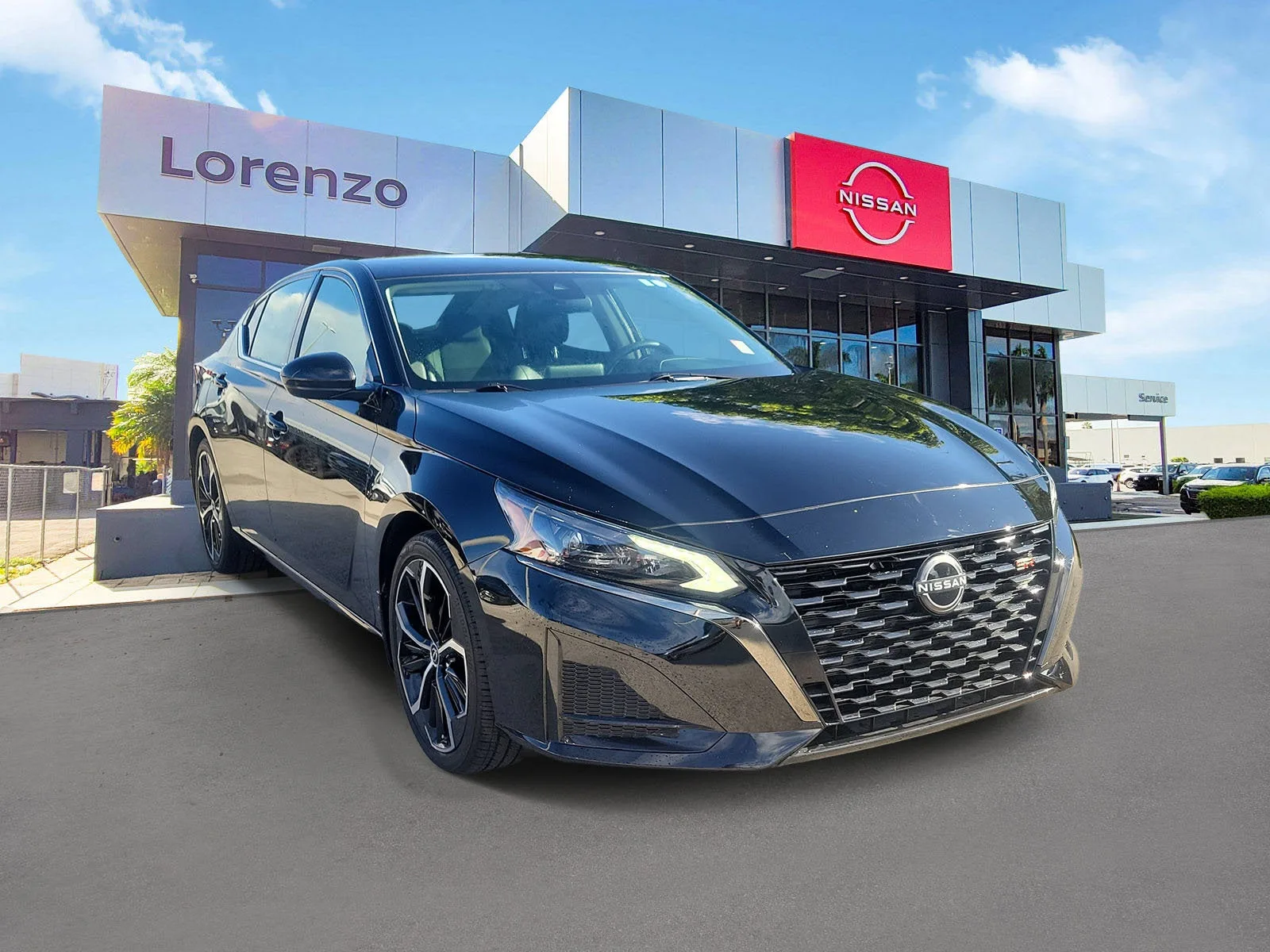2024 Nissan Altima 2.5 SR photo 3