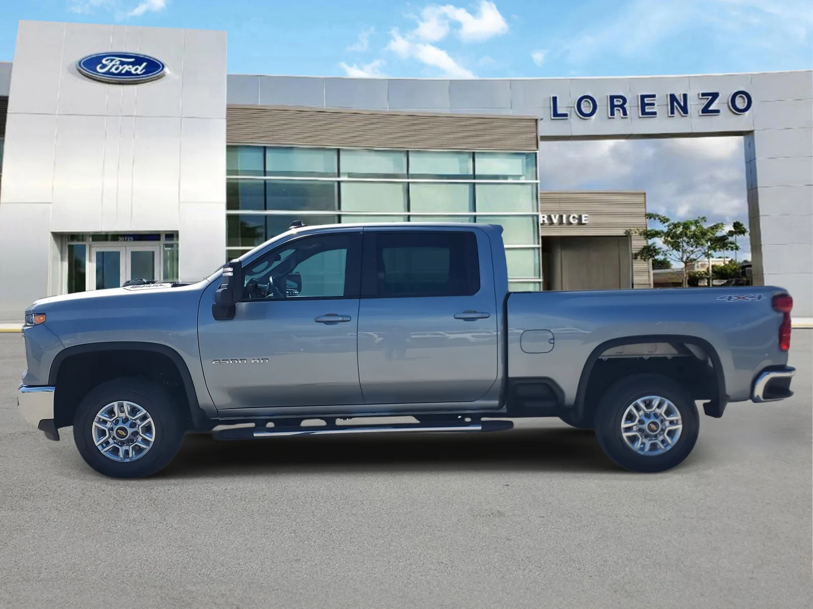 2024 Chevrolet Silverado 2500HD LT photo 8